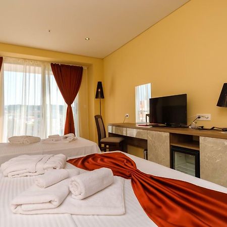 Hotel Franca Ulcinj Exterior foto